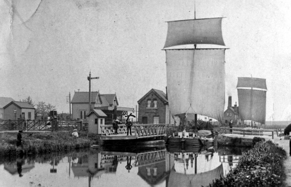 The Swing Bridge on the Stainforth and Keadby Canal at Crowle